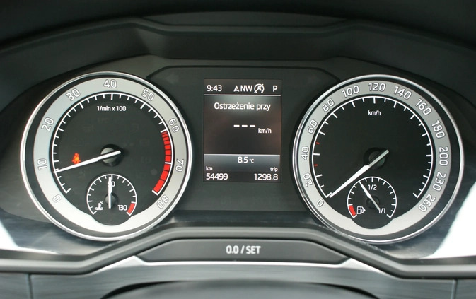 Skoda Superb cena 106900 przebieg: 54499, rok produkcji 2019 z Świerzawa małe 704
